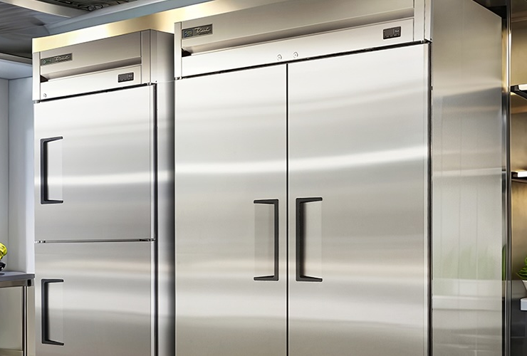 Commercial Kitchen Refrigeration Guide: Types, Benefits & Best Applications
