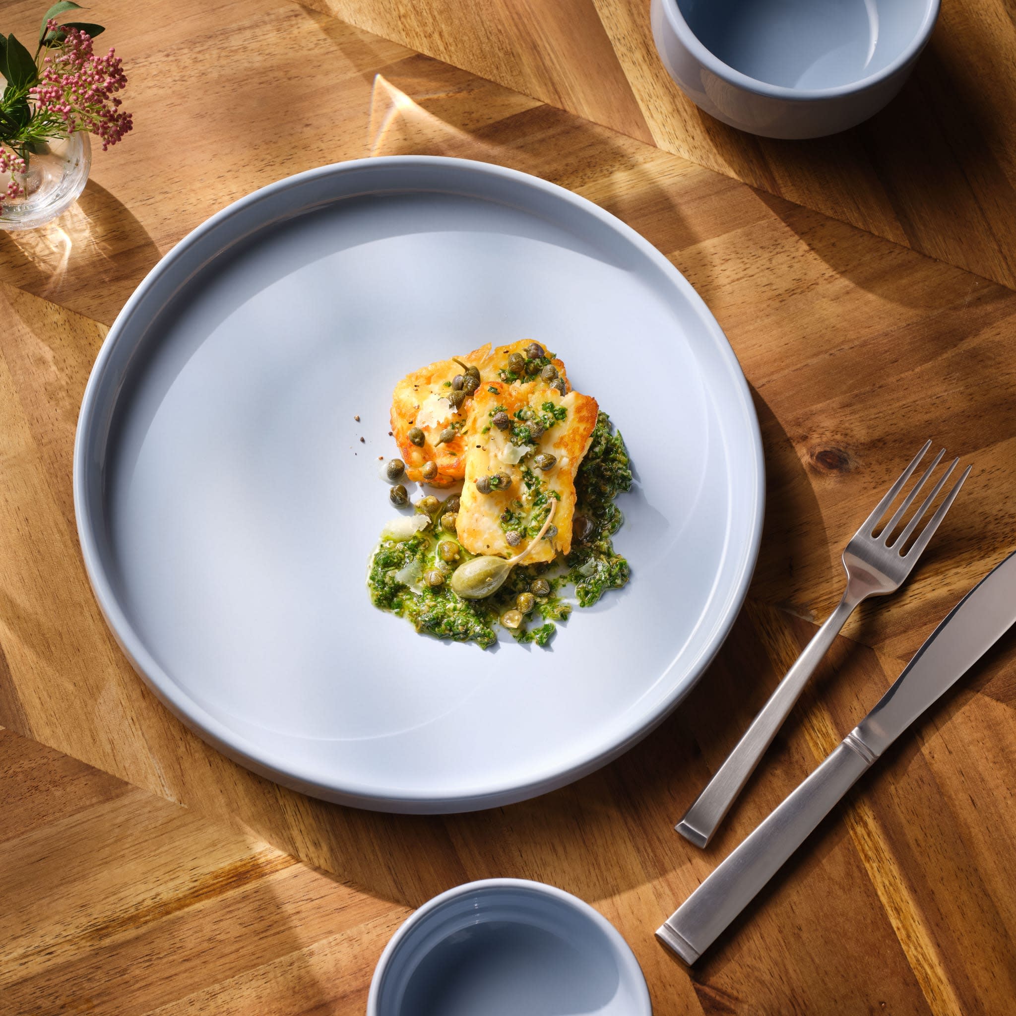 Porcelana 7.75" Stacking Plate , Mist