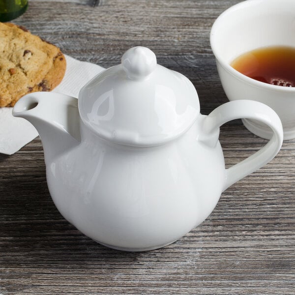 La Scala White Porcelain Teapot, 13.5 oz.