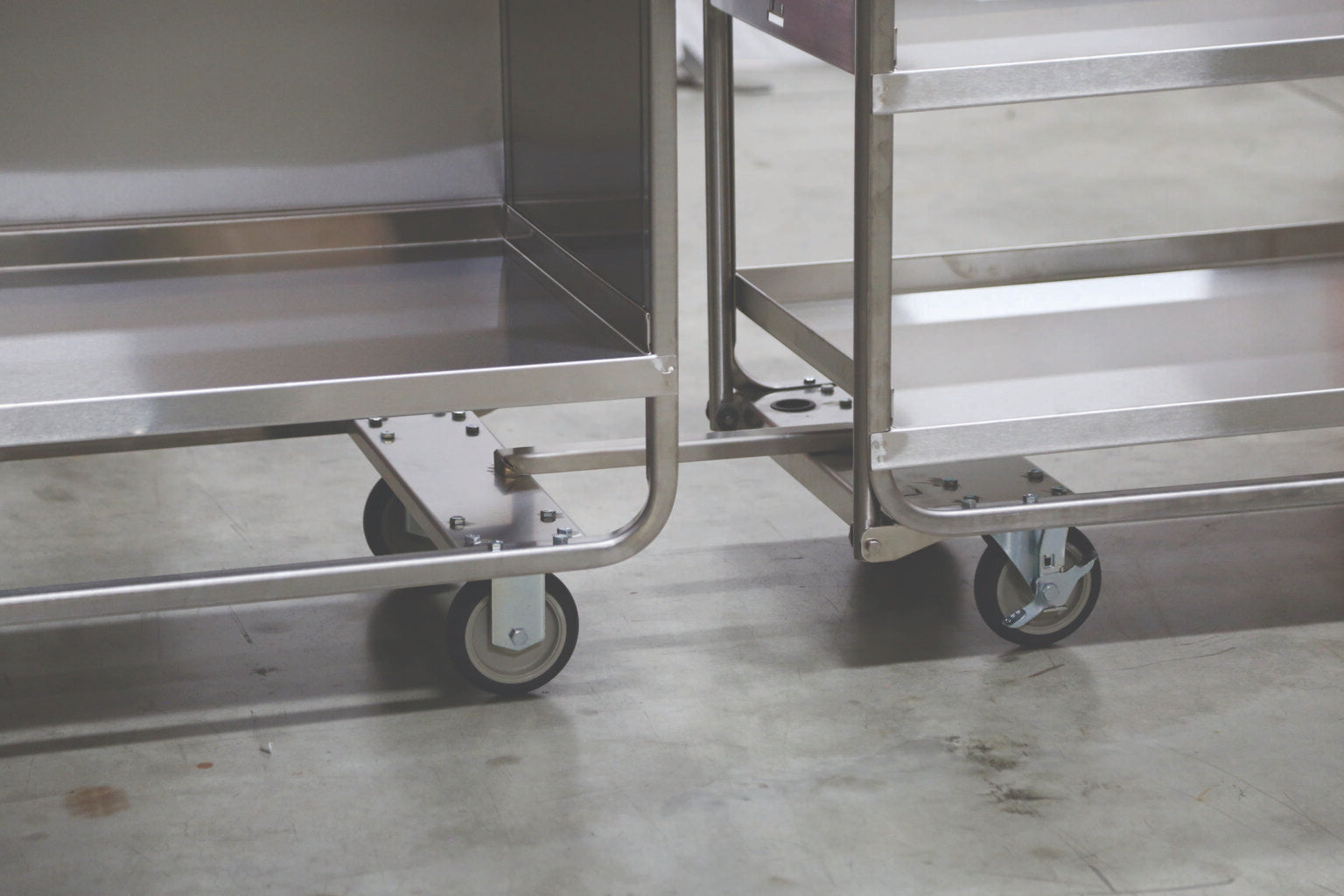 Push-Pull Heavy Duty Utility Cart, 3-Tier, Open Design, 700 lb. Capacity