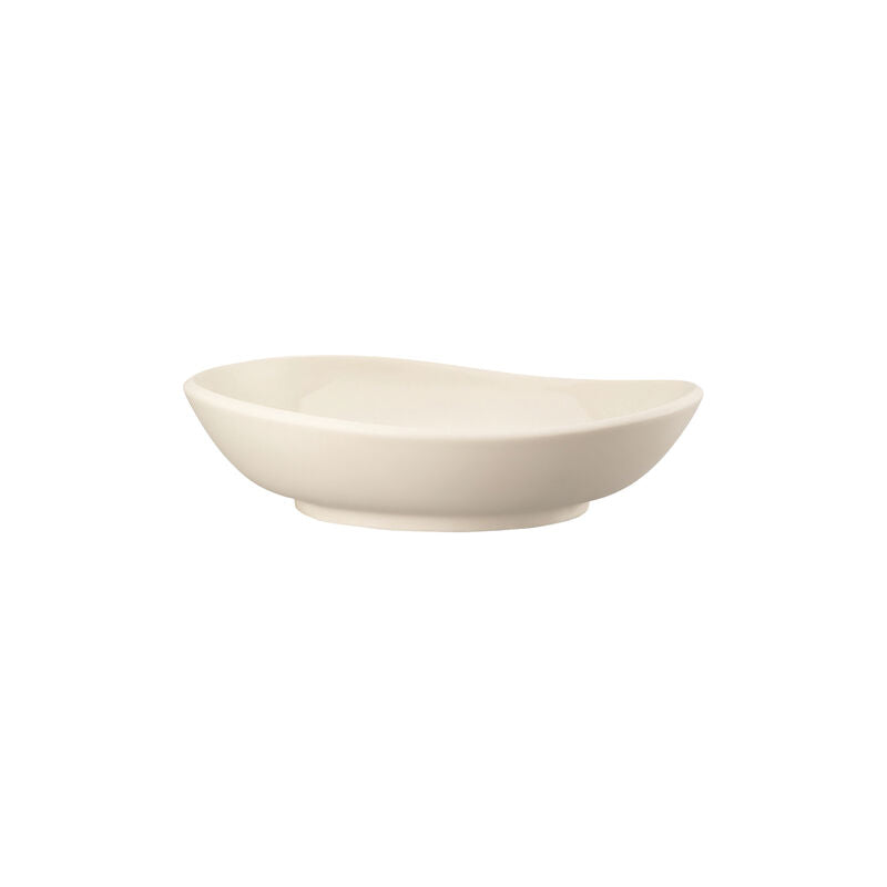 Soup Plate, 22 oz., 8-2/3" x 8-1/4", round/free form, Junto, alabaster/white