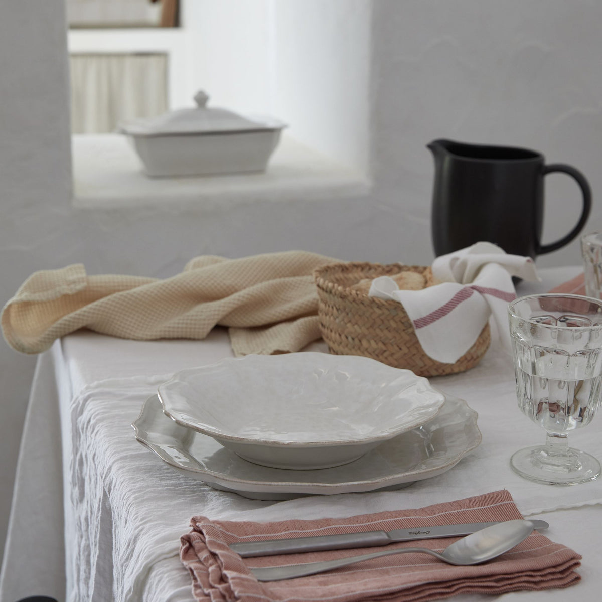 Impressions 9-1/2" Soup/Pasta Plate, White