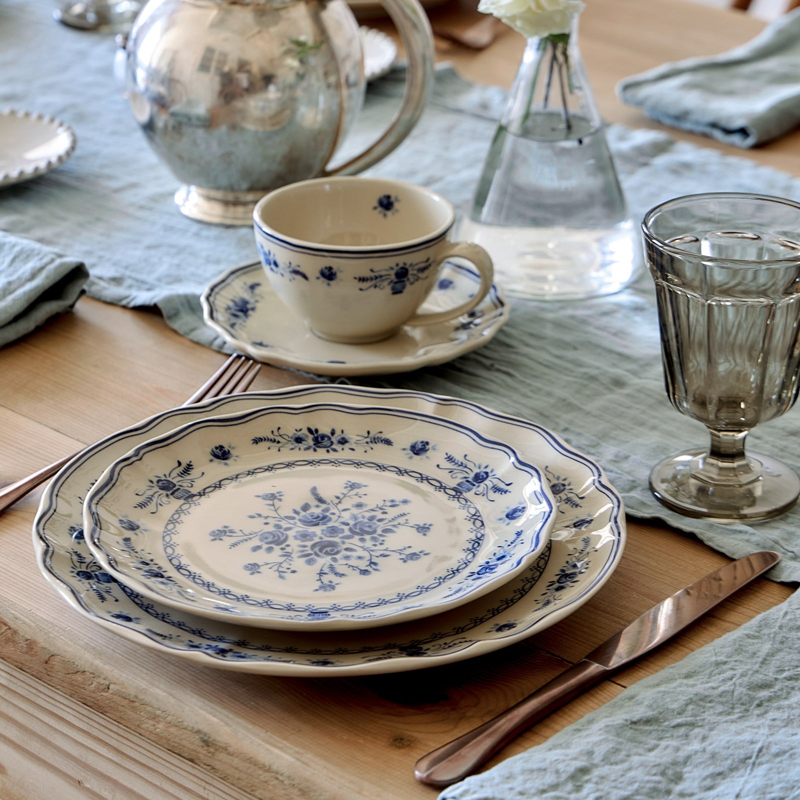 Vila 10-5/8" Dinner Plate, Beige-Blue