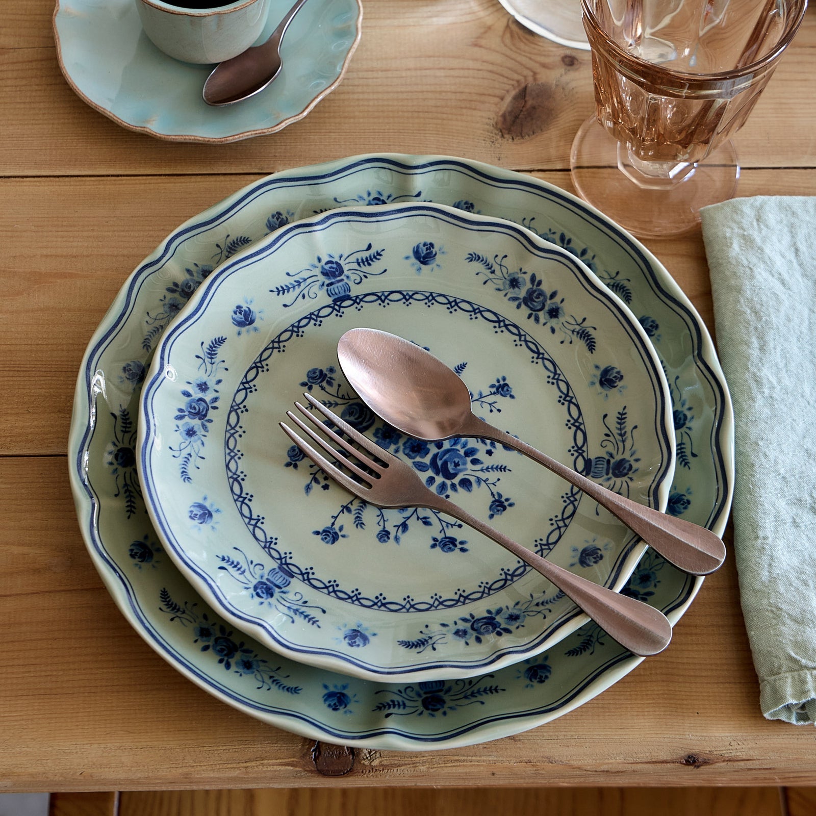 Vila 10-5/8" Dinner Plate, Olive-Blue