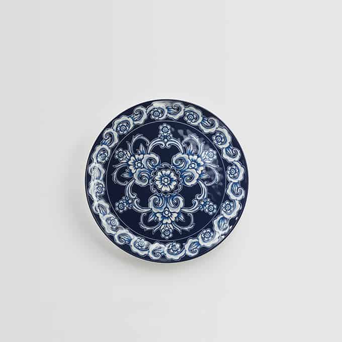 Isabella 11" Round Melamine Plate, Blue & White