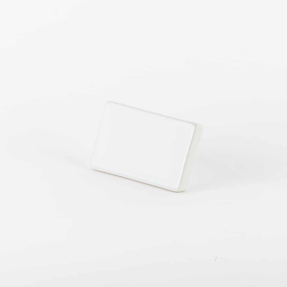 3-3/4"L x 2-1/2"H White Ceramic Rectangle Menu/Card Sign