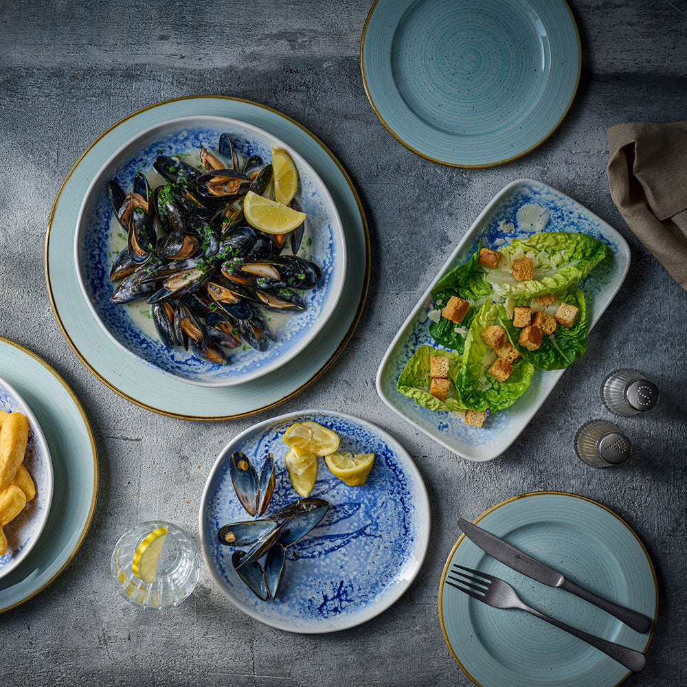 Stonecast 9 1/4"Duck Egg Blue Plate