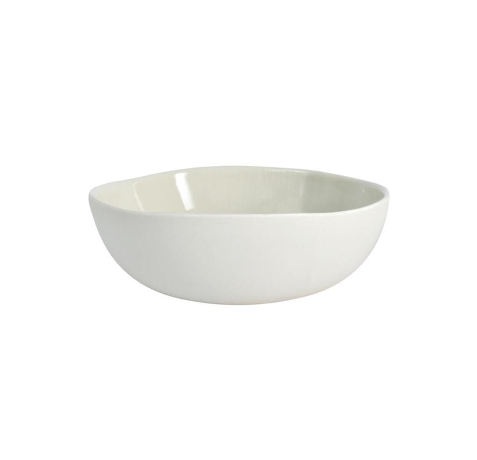 Jars Maguelone 20 oz. Quartz White Bowl