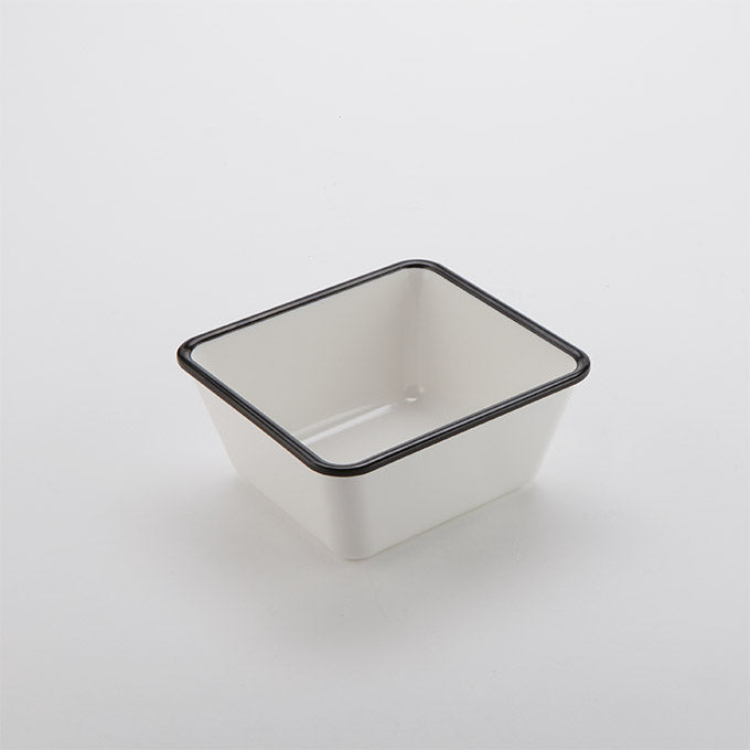 Endurance™ 44 oz. Rectangular Serving Bowl, White w/Black Rim