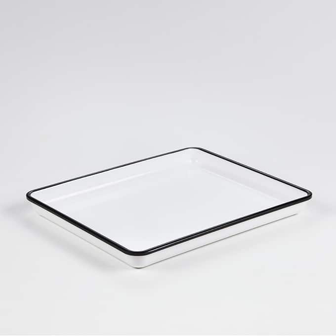 Endurance™ 12-7/8" x 10-1/4" Rectangular Platter, White/Black Rim