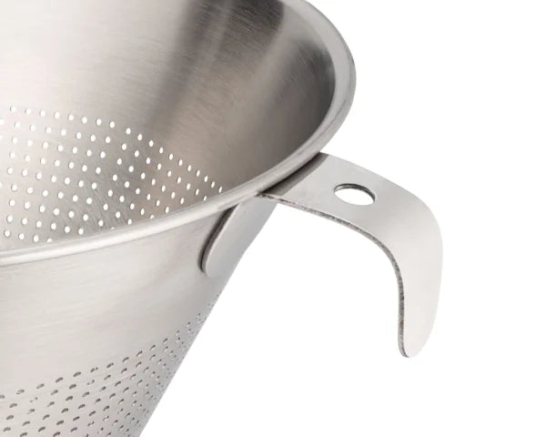 9" One-Piece Stainless Steel China Cap Strainer