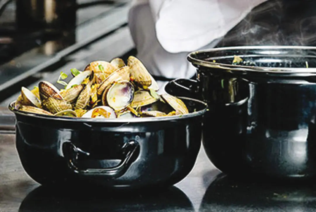 2 1/2 Qt. Mussel Pot with Lid