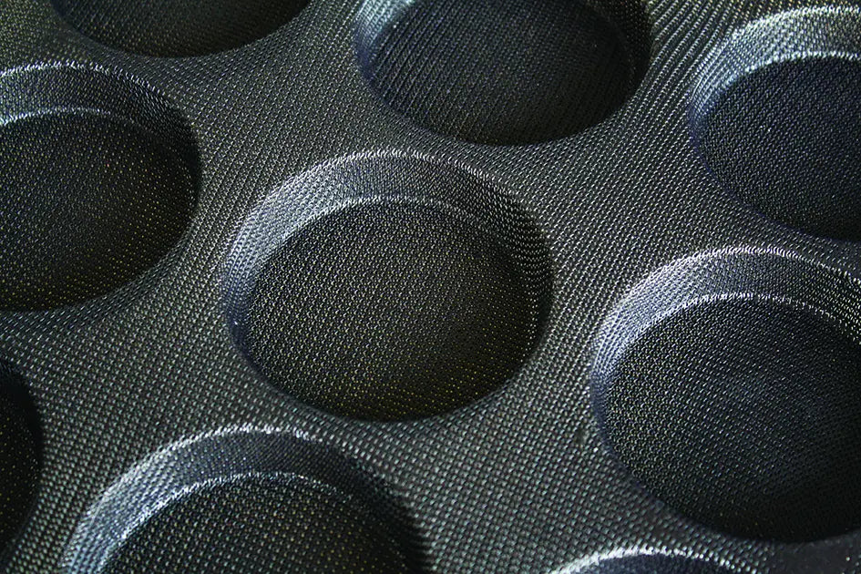 Silform® Buns Mold, 15 Count