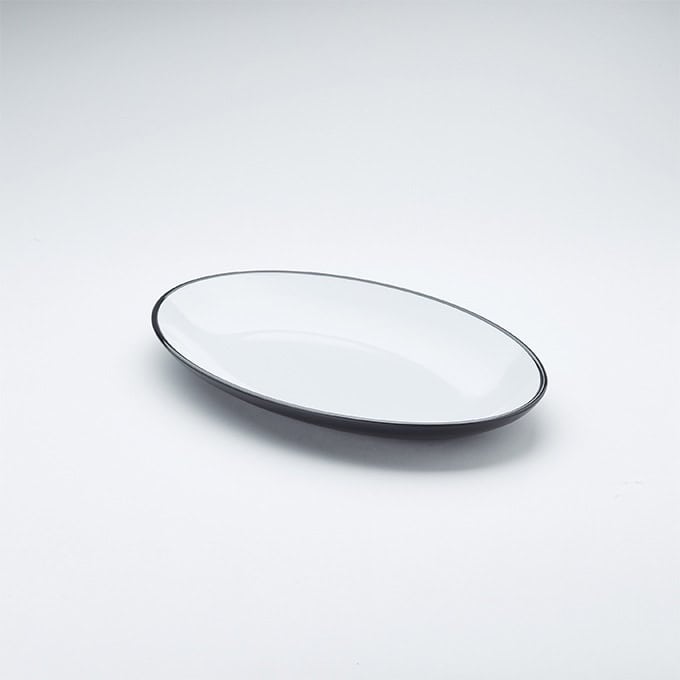 14" x 9" Oval Melamine Platter, Black/White
