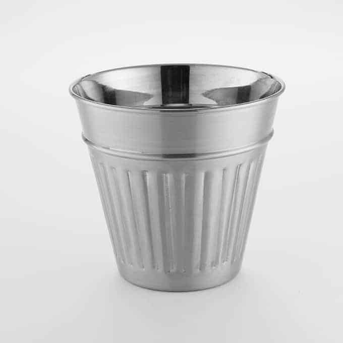32 oz. Mini Table Top Trash Can