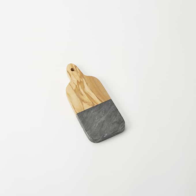 6" x 3-1/2" Olive Wood/Black Marble Serving Peel