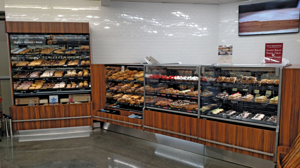 Addenda® Self-Service Non-Refrigerated Pastry Case, 58"W x 39"D x 83-1/4"H