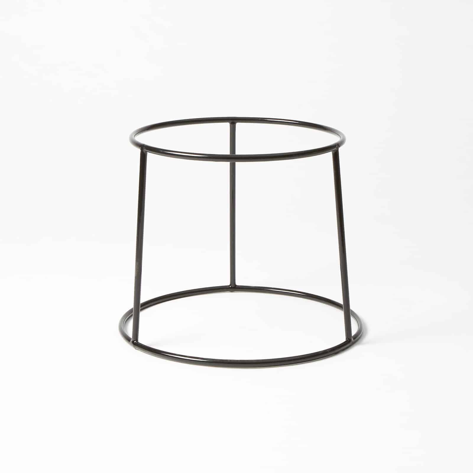 7-1/2" Round Reversible Rubber Coated Stand, 7-3/8" H, Black