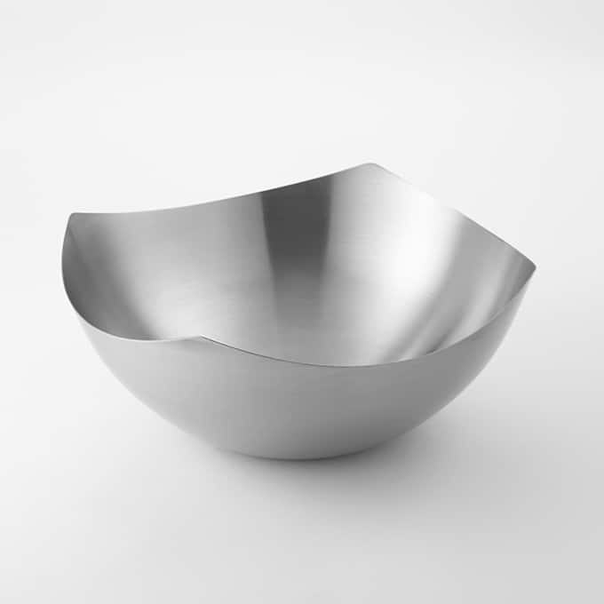 Squound™ 126 oz. Solid Stainless Steel Bowl