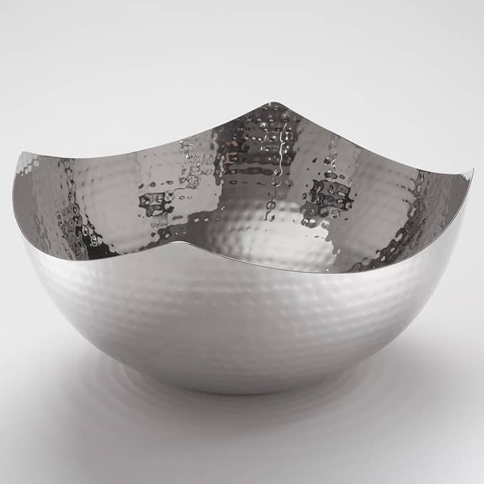 Squound™ 126 oz. Round Bowl, Hammered Finish
