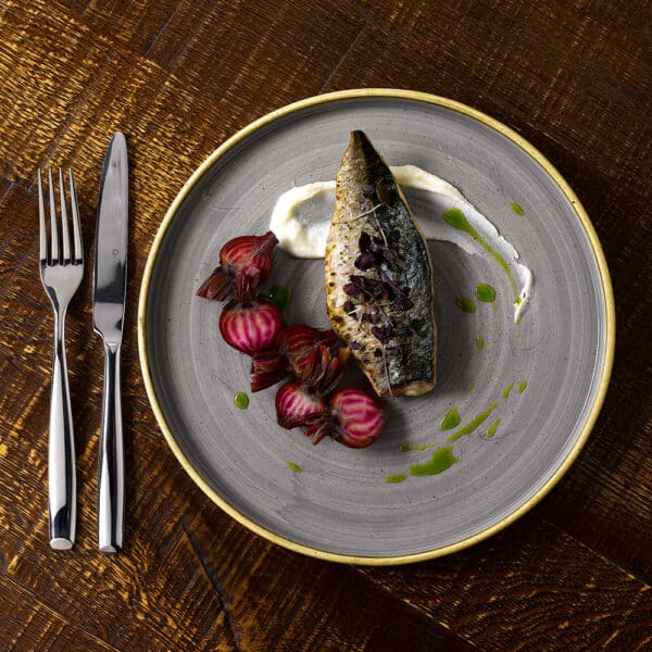 Stonecast 8 1/4" Peppercorn Grey Walled Plate