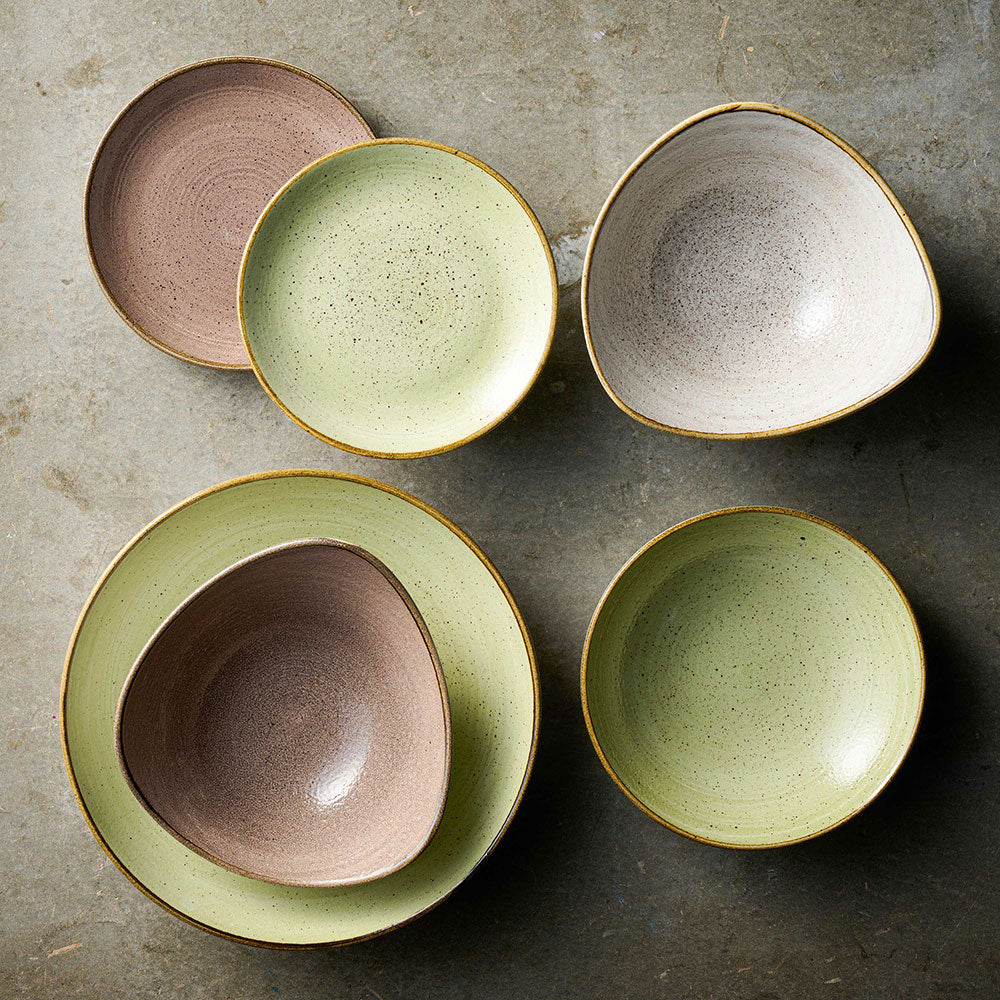 Stonecast Raw 13 oz. Grey Triangle Bowl