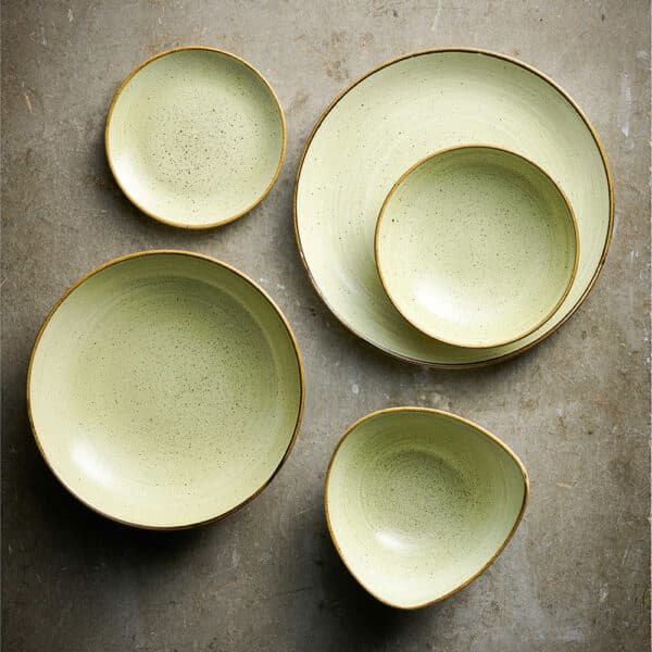 Stonecast Raw 7" Green Triangle Bowl