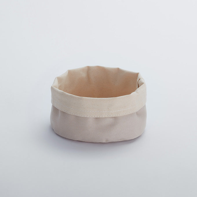 6-1/4"D x 4-1/4"H Round Canvas Bag, Cream/Gray