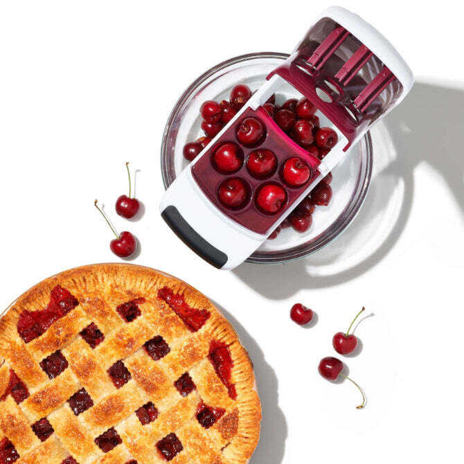 OXO Multi-Cherry Pitter
