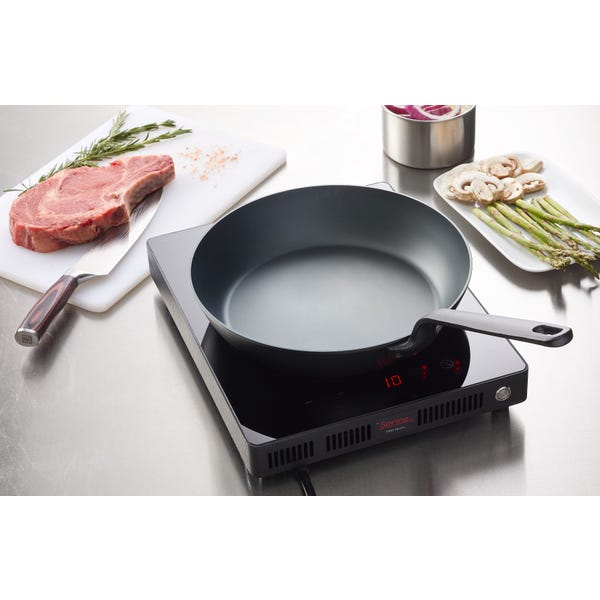 Blackline Carbon Steel Fry Pan 11.4" Induction Ready