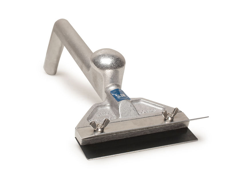 4"H x 6"W x 16"L Easy Grill Scraper™