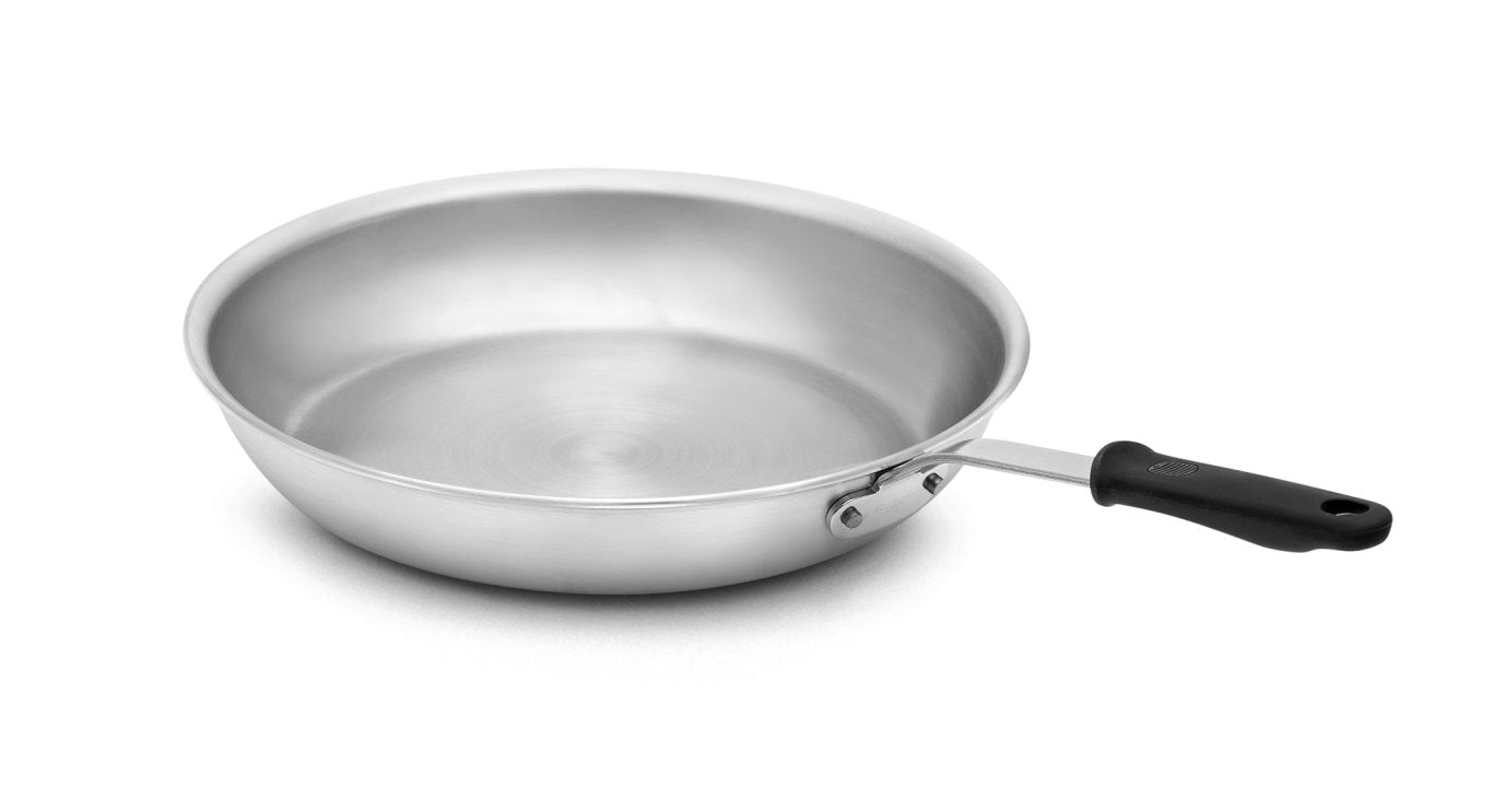 Vollrath 12-inch Wear-Ever® aluminum fry pan with natural finish and silicone handle 672112