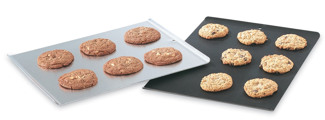 Wear-Ever® aluminum cookie sheet with SteelCoat x3™ nonstick coating