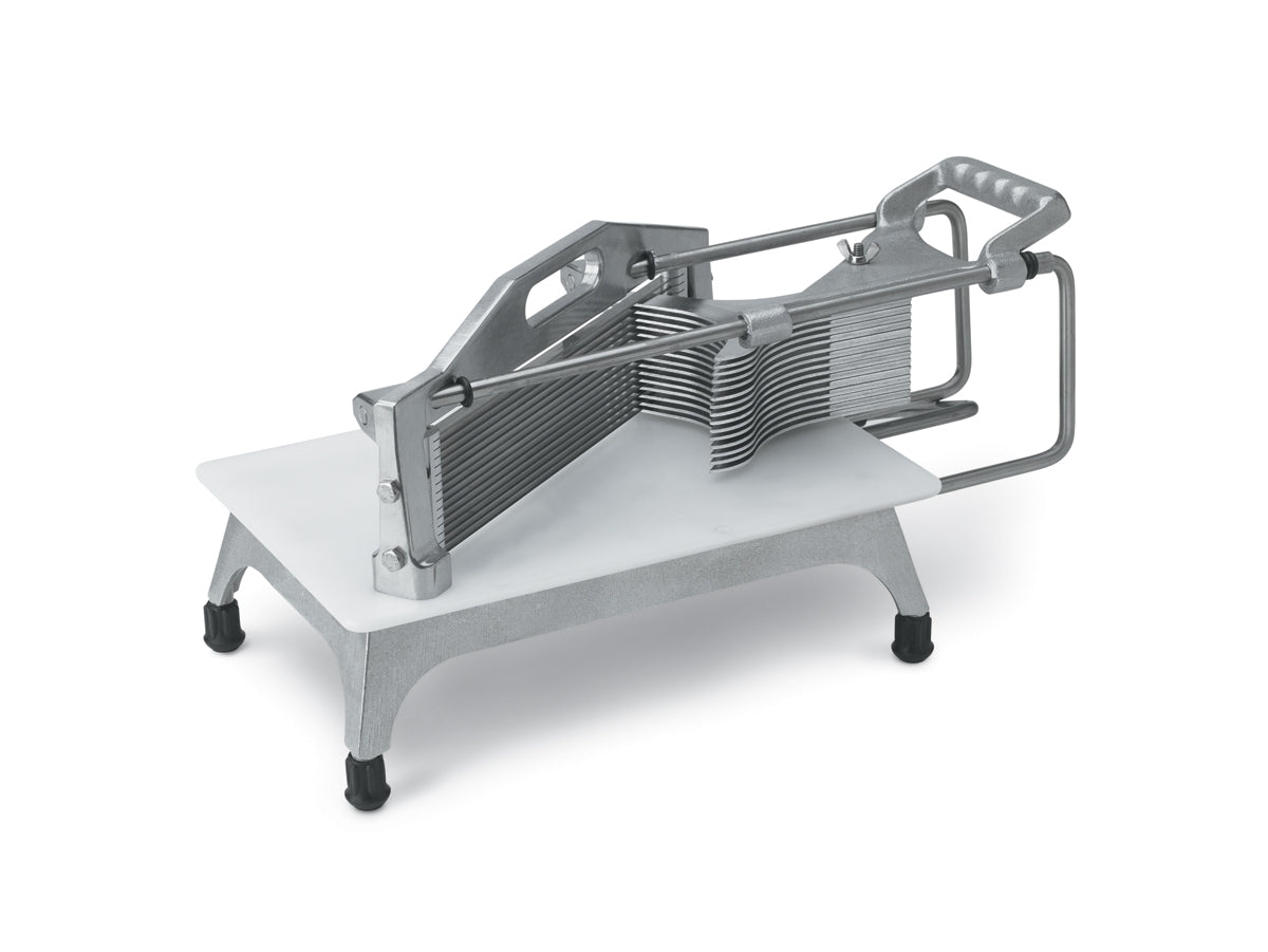 ¼-inch-slice Tomato Pro™ tomato slicer with straight blades